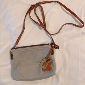 Dooney & Bourke - Grey crossbody purse